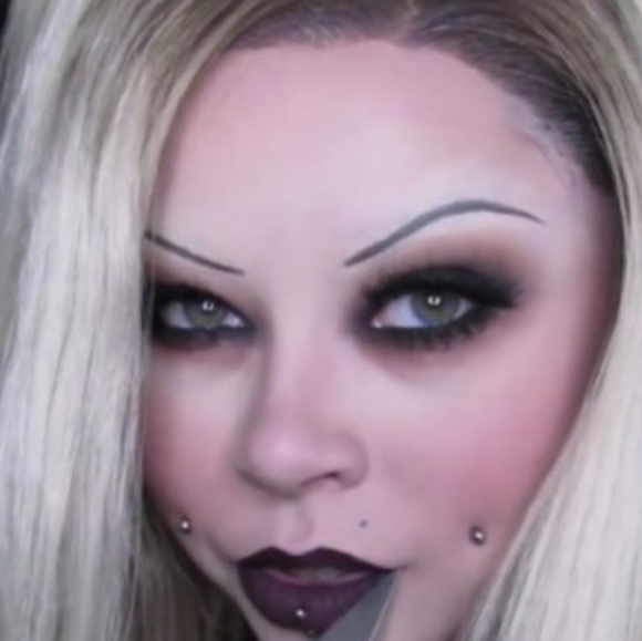 🌟🧚‍♀BRIDE OF CHUCKY Smashbox DISCONTINUED Masters Of Horror Cream Shadow NWT - Picture 6 of 10